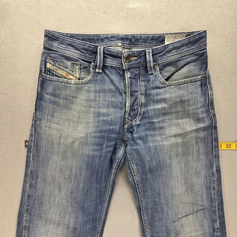 Diesel Jeans Mens 30x32 Blue Larkee Regular Straight Med Wash Button Fly 0074G